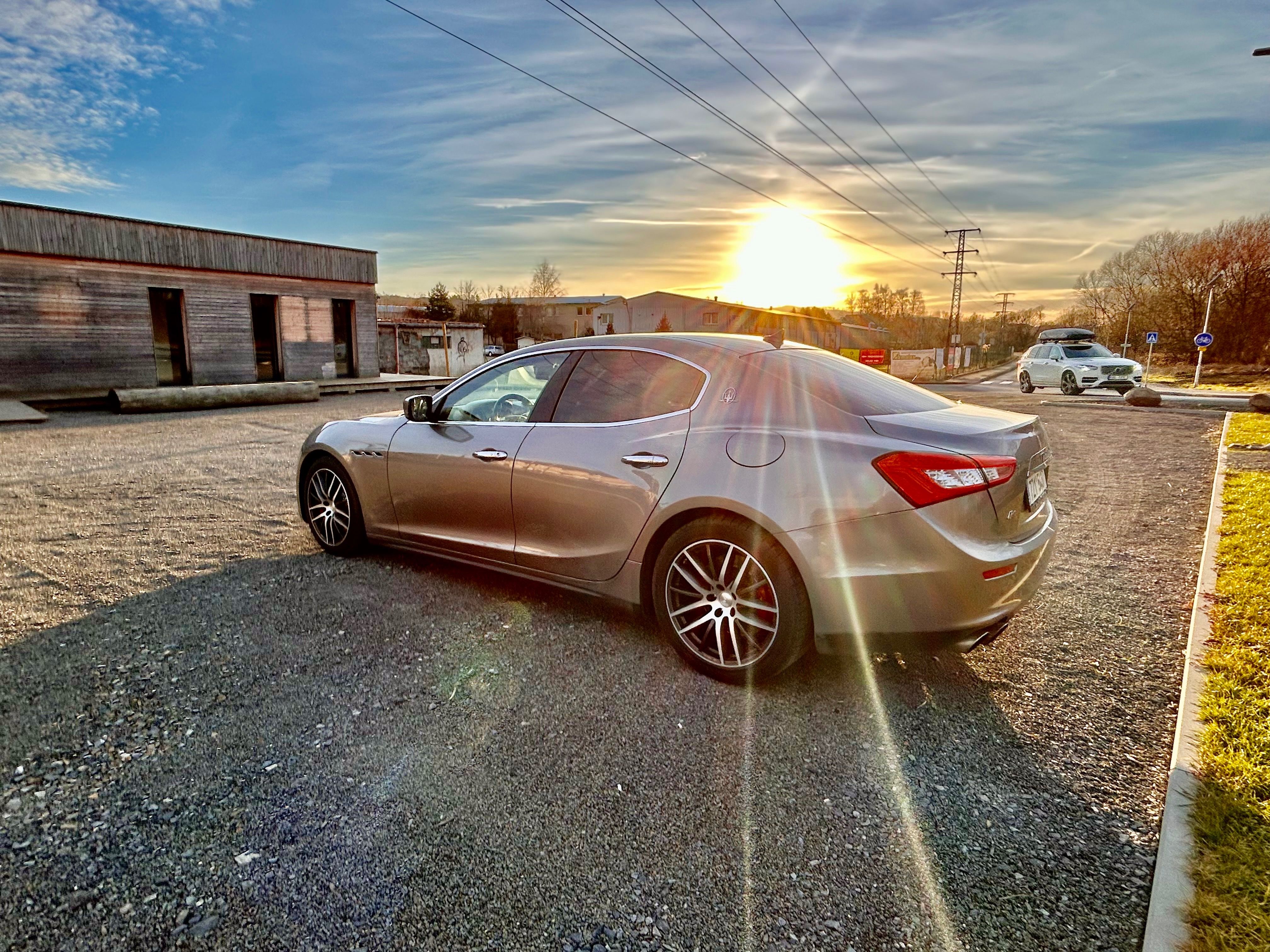 Maserati Ghibli, Maserati Ghibli SQ4 2015 - fotka 3