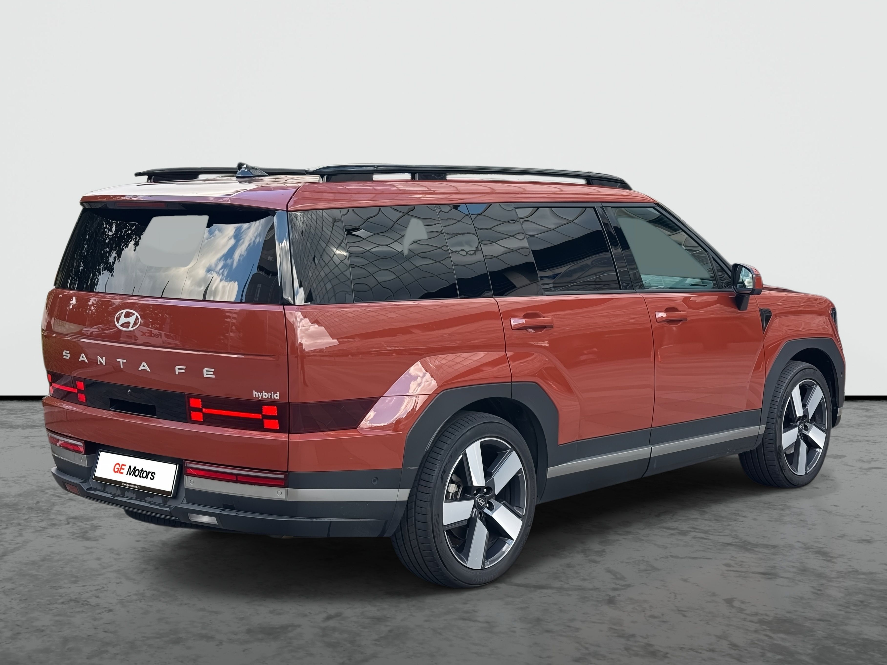 Hyundai Santa Fe, STYLE 1,6 TGDI HEV 7m 4x4 ČR - fotka 5