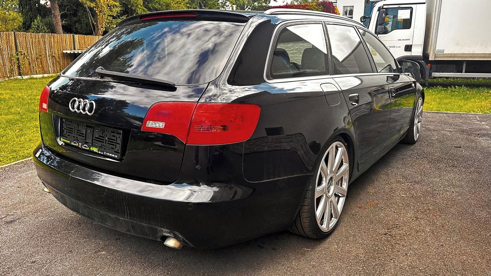 Audi A6, 3,0Tdi quattro Manuál S-line - fotka 5