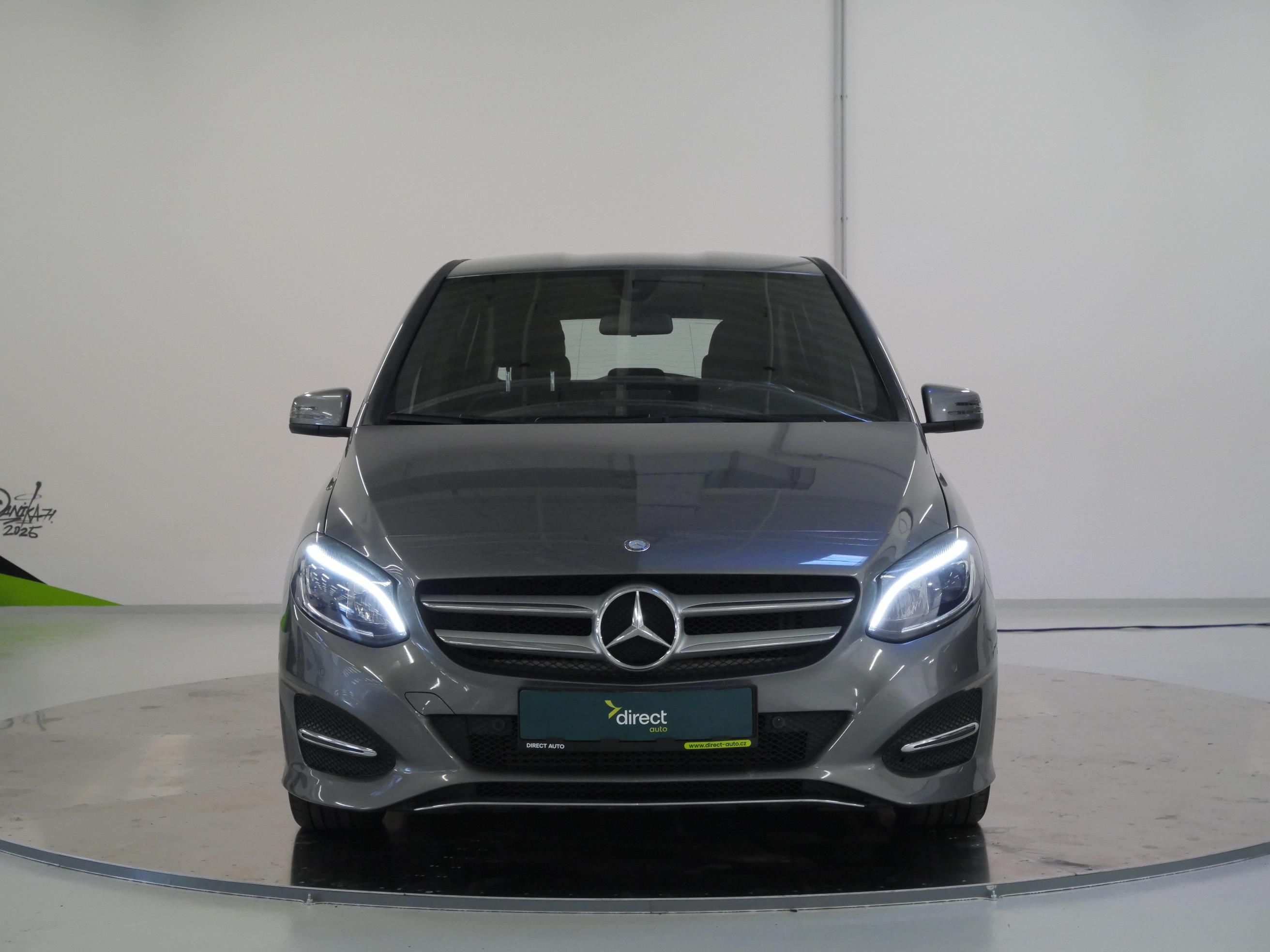 Mercedes-Benz Třídy B, 180D 80 kW - fotka 4