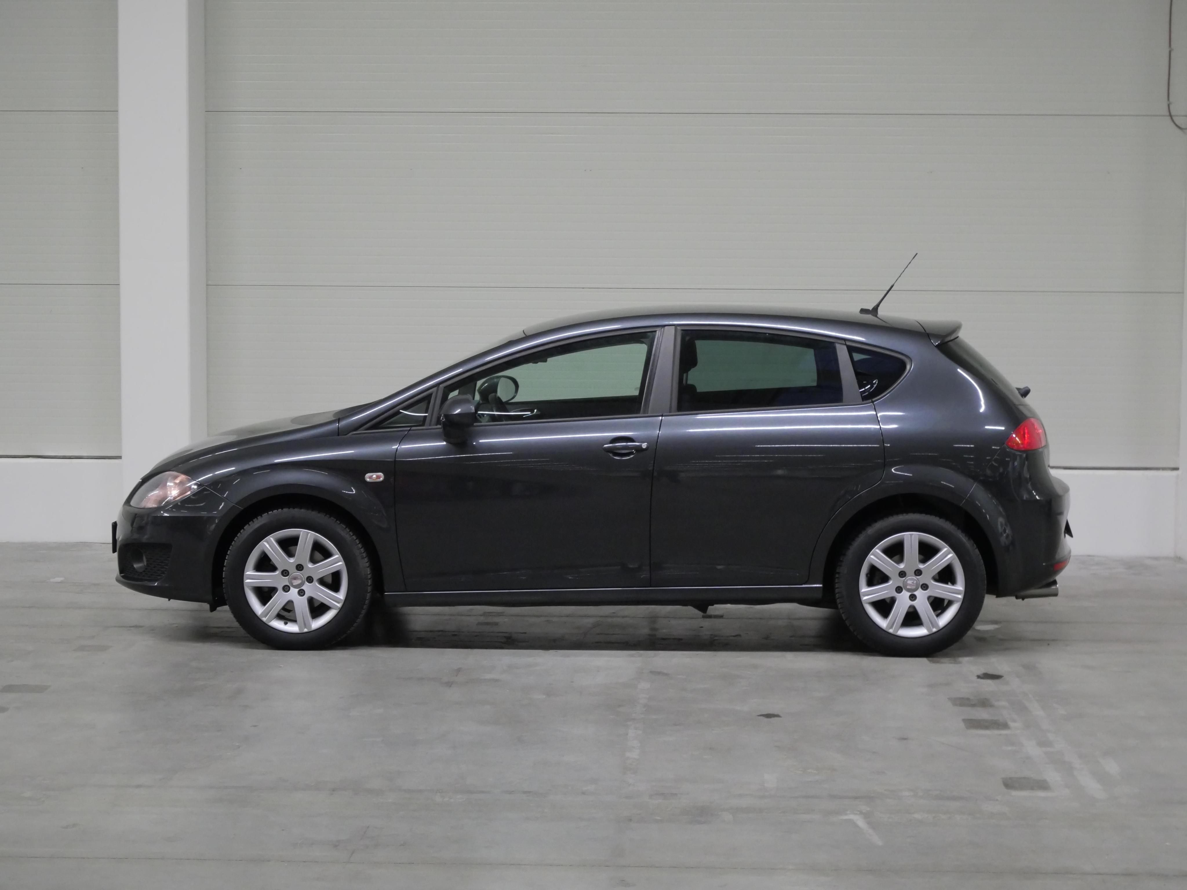 Seat Leon, 1.6 TDI 77 kW Style - fotka 3