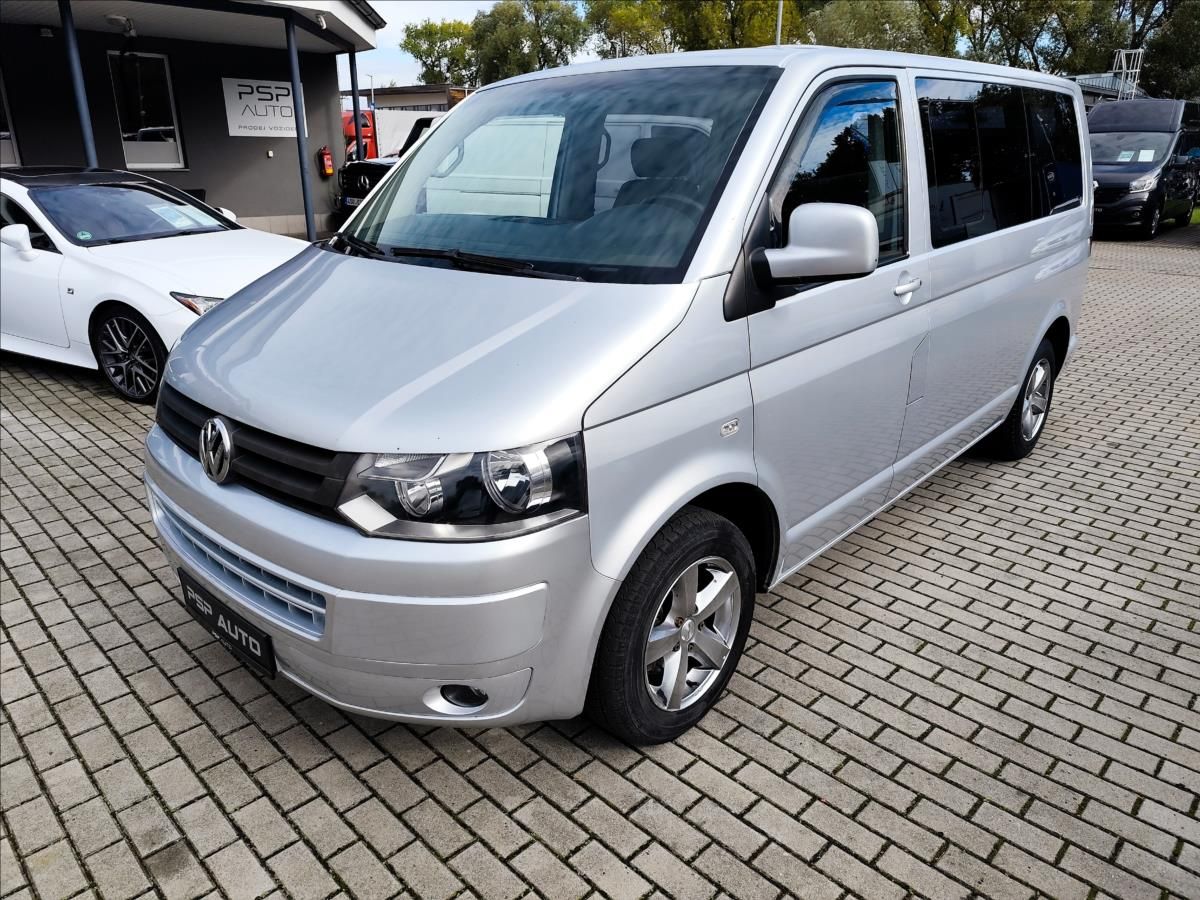 Volkswagen Caravelle, 2,5TDI 96KW FACE 8MÍST ALU KLI