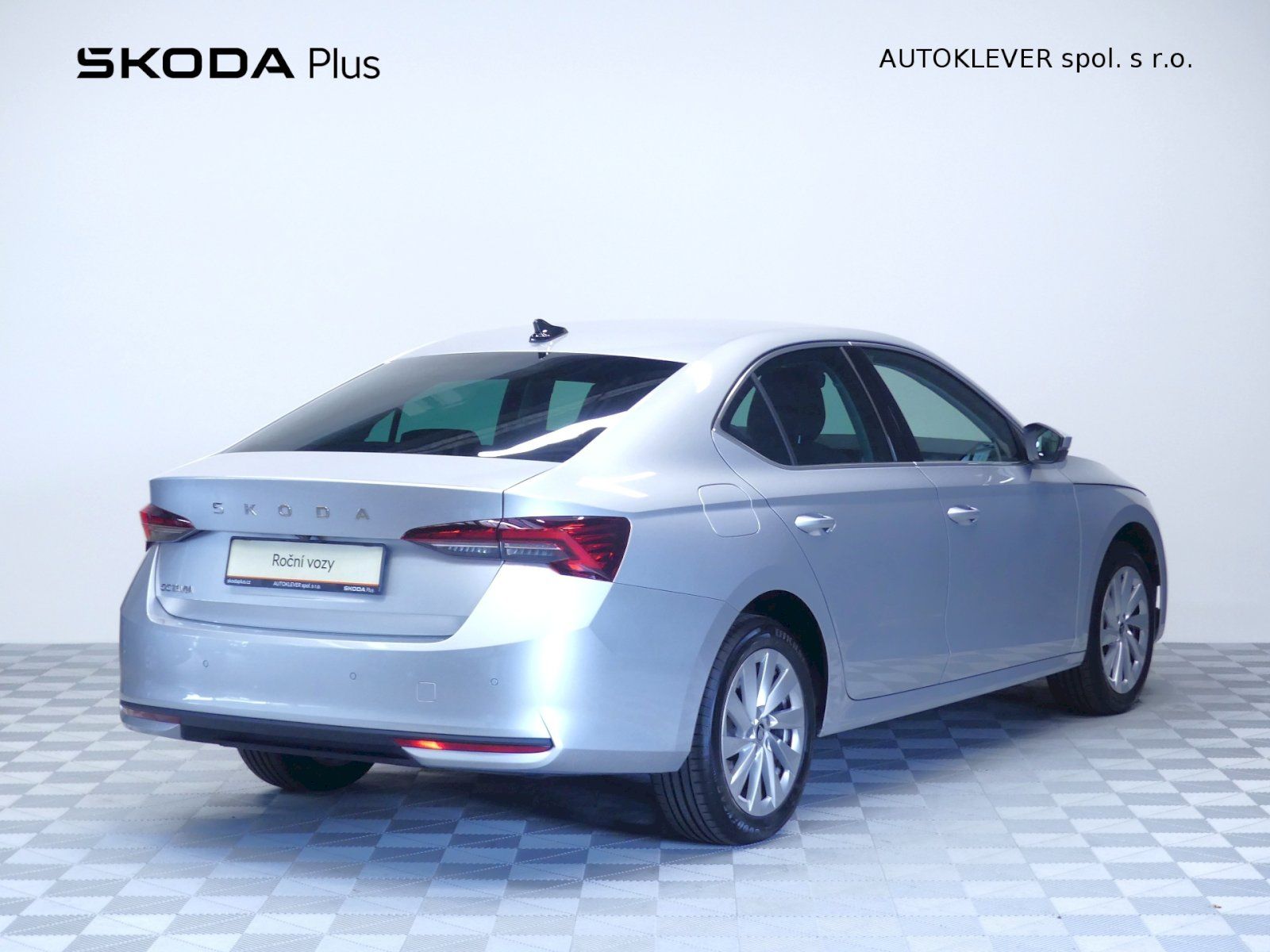 Škoda Octavia, Top Selection 1.5TSI 85kW - fotka 2