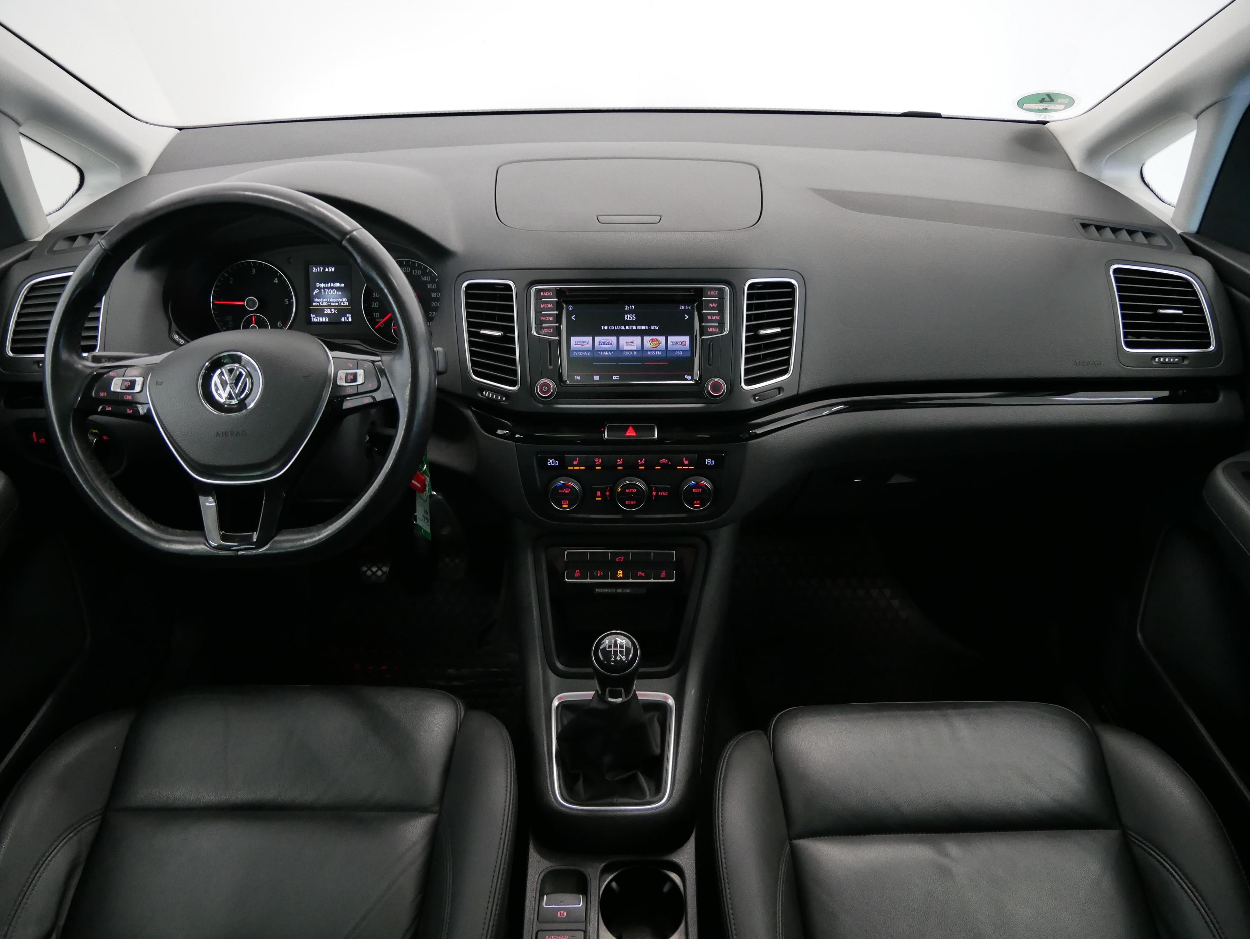 Volkswagen Sharan, 2.0 TDI 110 kW Highline - fotka 5