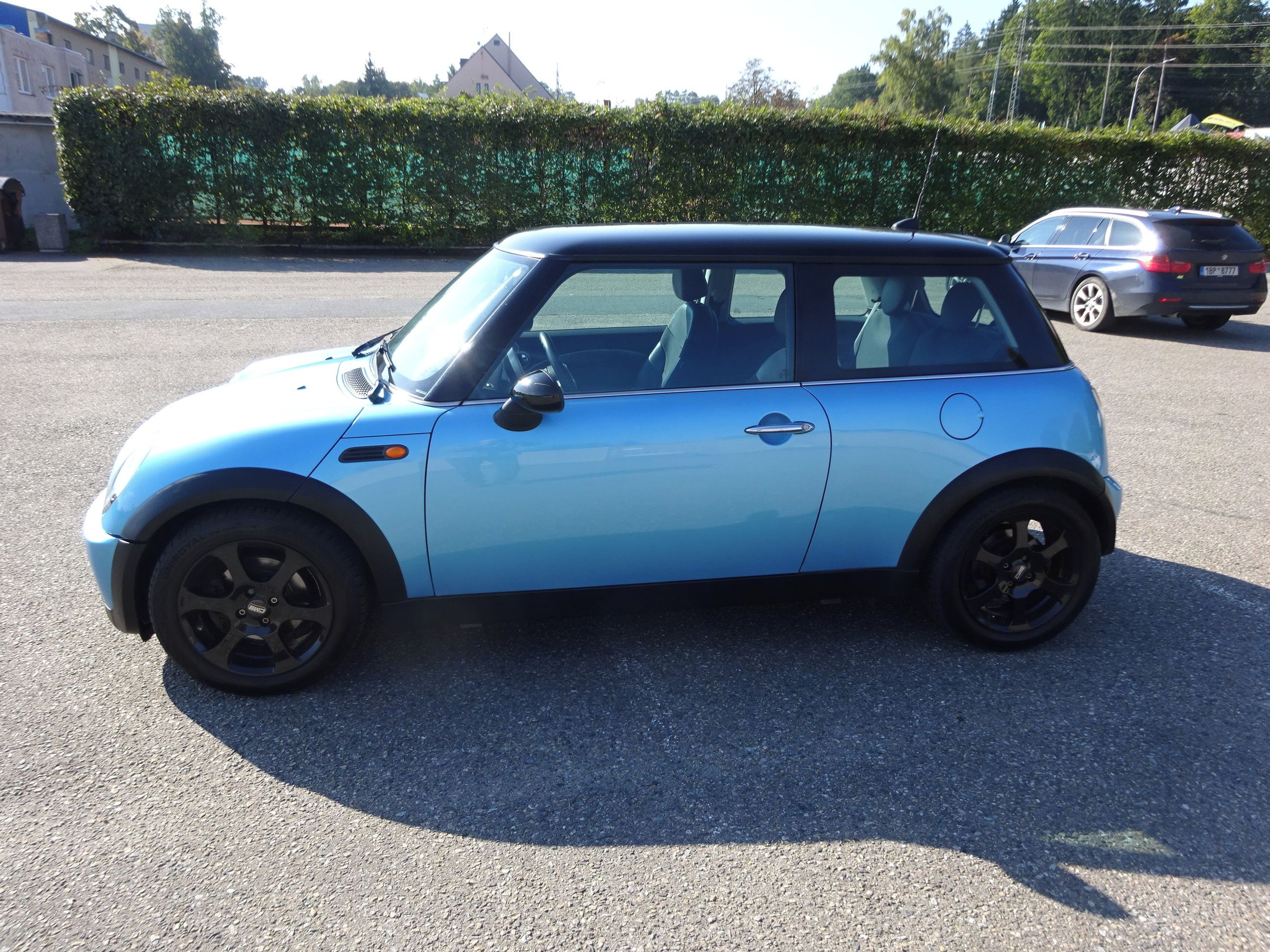 Mini Cooper, 1.6i (85 kw) KLIMA - fotka 2