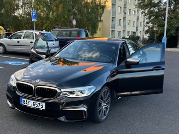BMW M550i xDrive