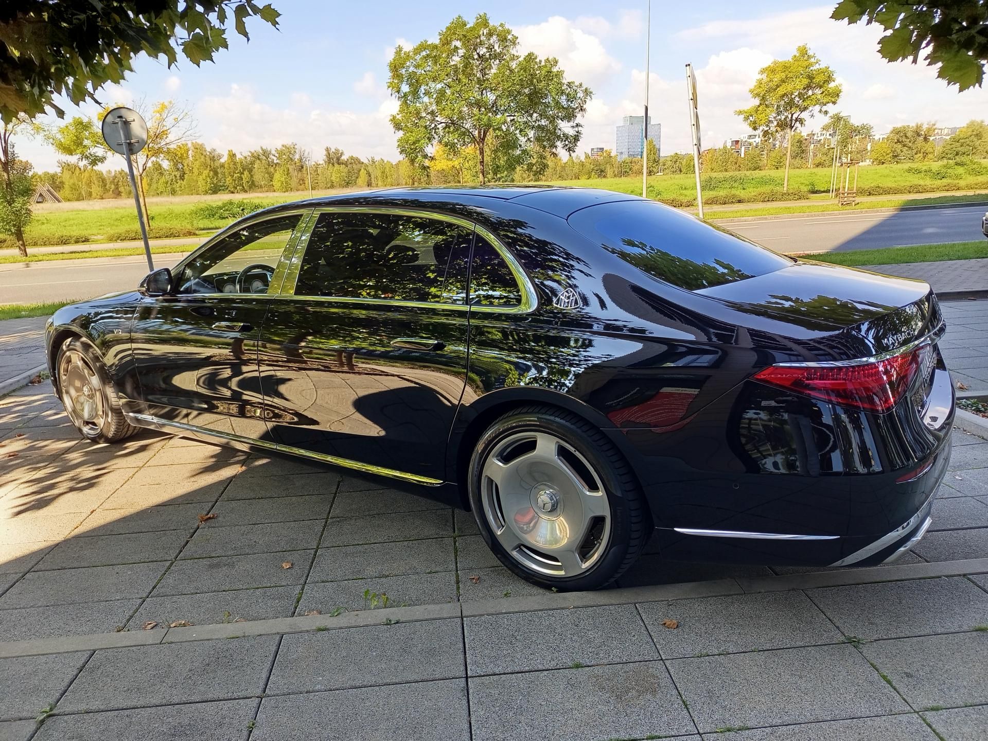 Mercedes-Benz Třídy S, MAYBACH S 680, V12 - fotka 5