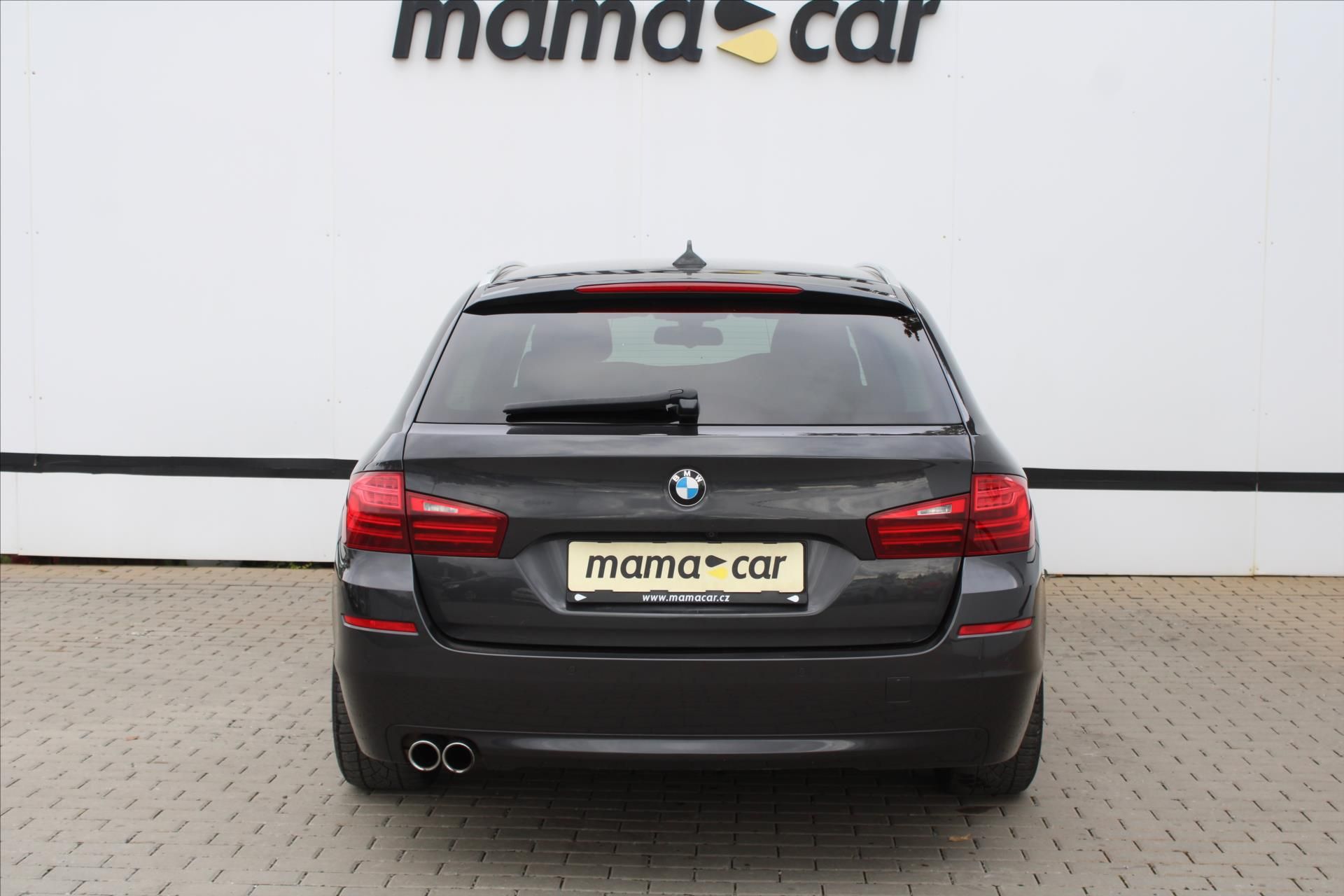 BMW Řada 5, 530d xDrive NAVI SERVIS.KN. ČR - fotka 6