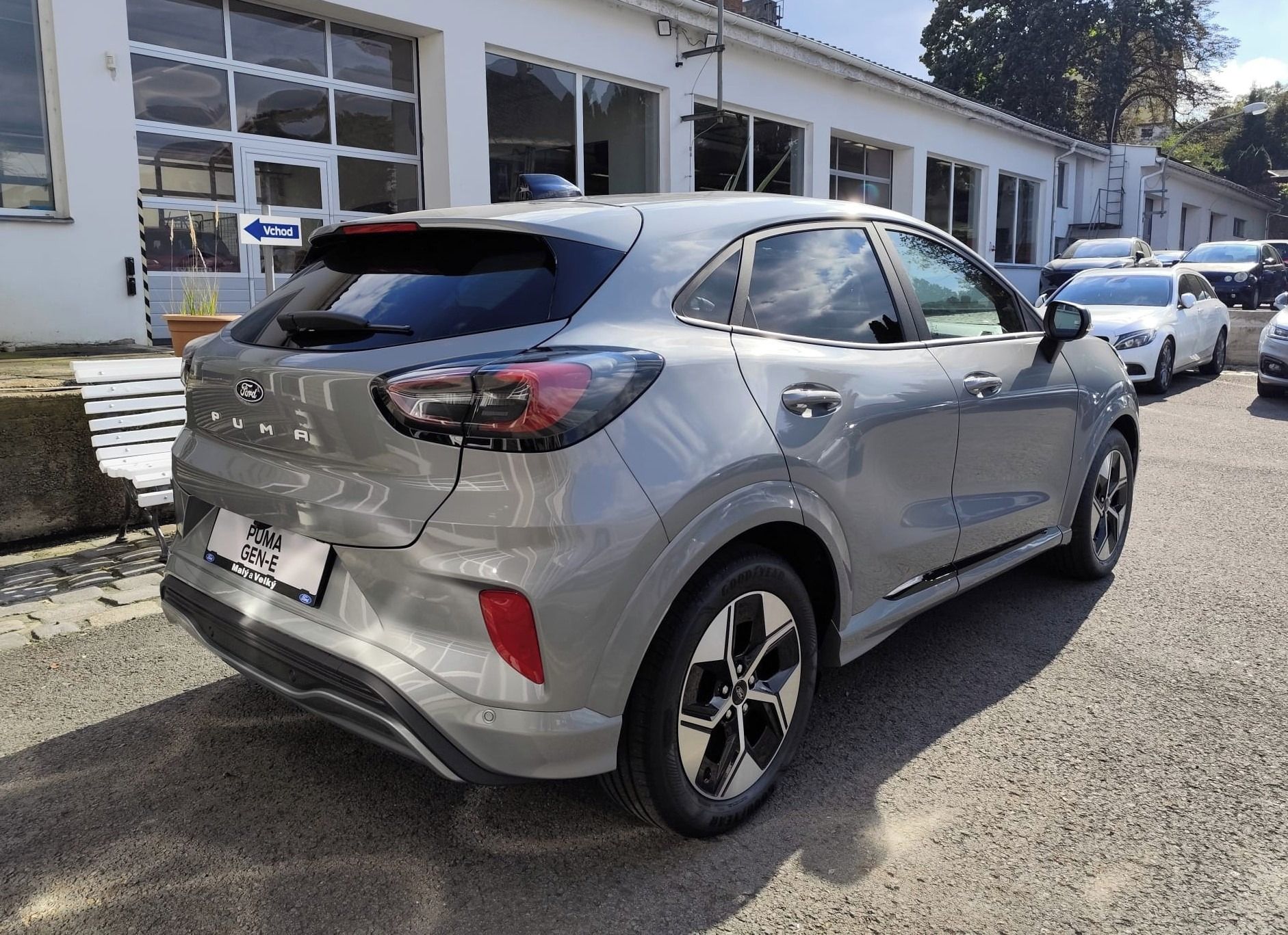 Ford Puma, Gen-E 43kWh STAND. DOJEZD,186k - fotka 4