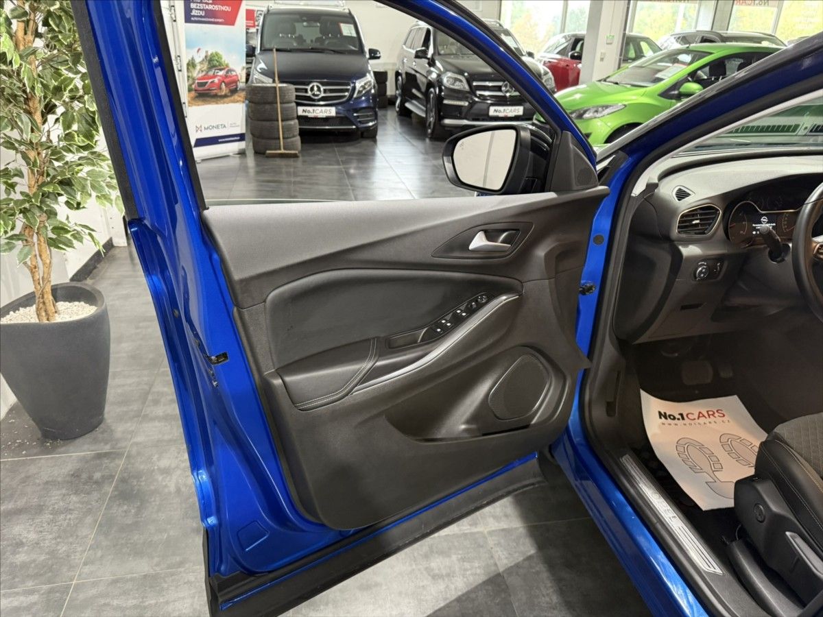 Opel Grandland X, 1,6   HYBRID 4X4 COSMO KAMERA - fotka 6