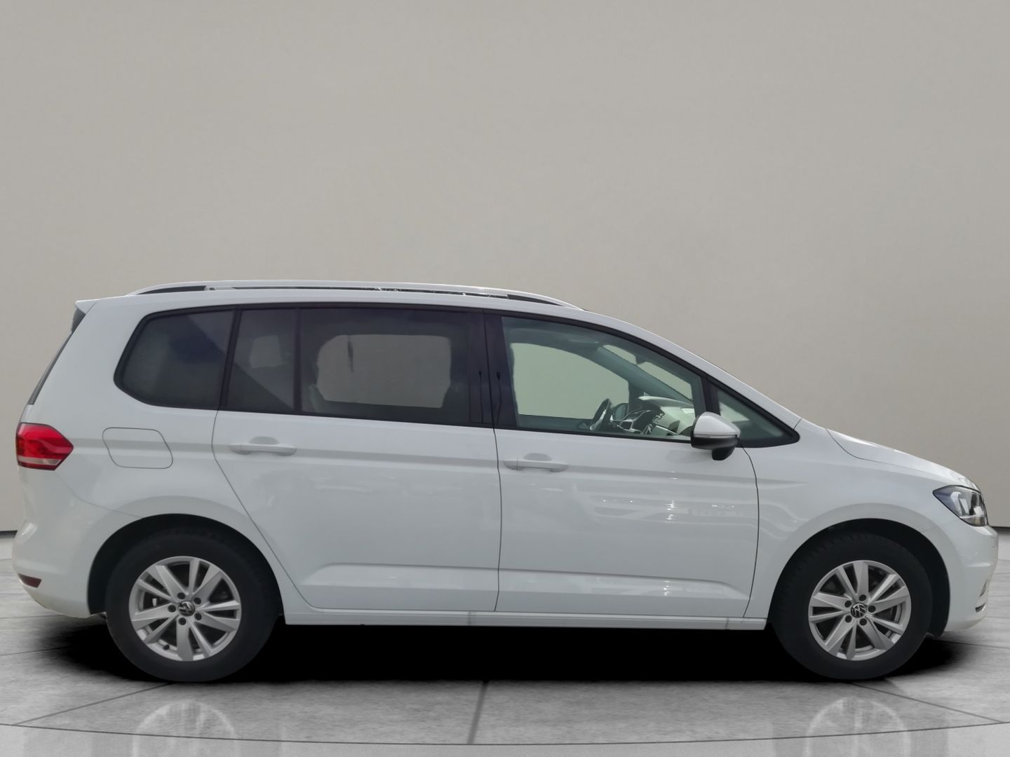 Volkswagen Touran, 1,5 110 kW DSG Comfort 7 míst - fotka 3