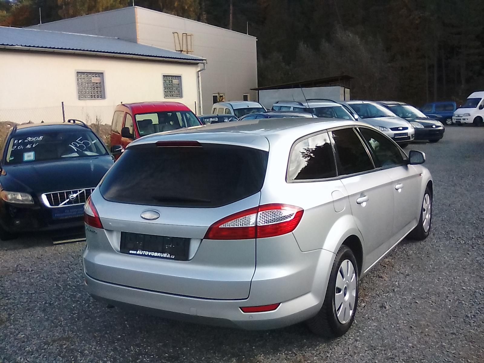 Ford Mondeo, 1.6 Duratec Ti-VCT(123PS) - fotka 6