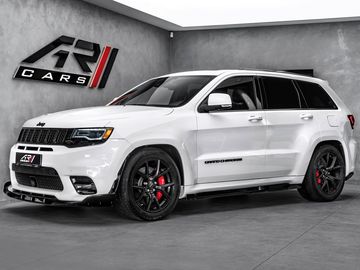 SRT 8