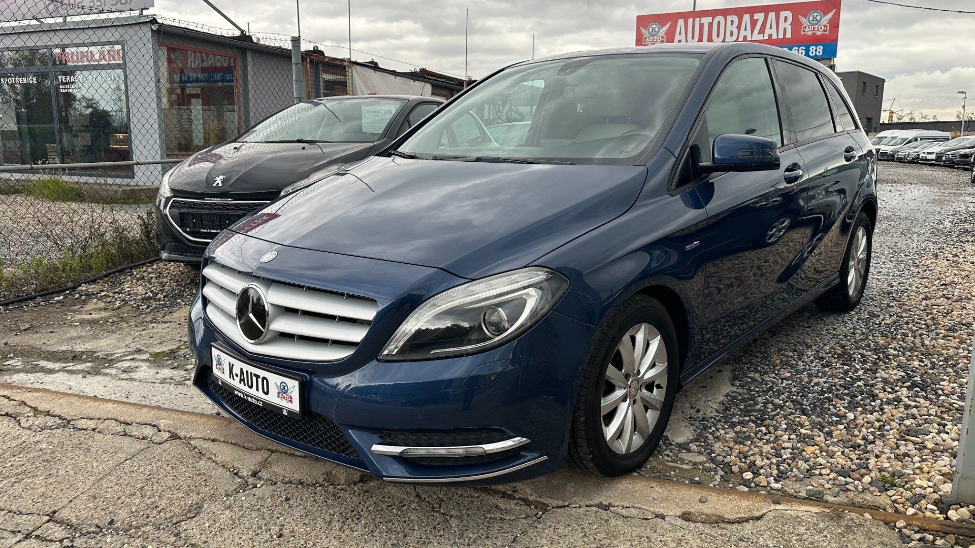 Mercedes-Benz Třídy B, B200i 115kW *ALU*Kůže*PDC*