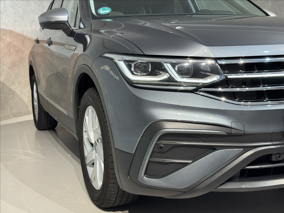 Volkswagen Tiguan Allspace, 1,5 TSi  DSG Life IQ Light ACC - fotka 5