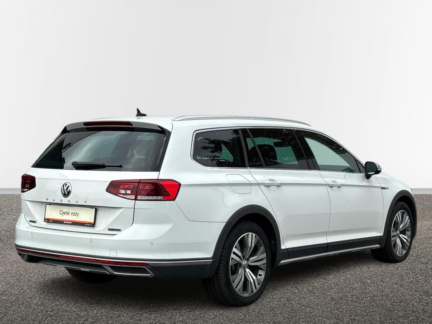 Volkswagen Passat, 2.0 BiTDi / 176 kW Alltrack DS - fotka 2