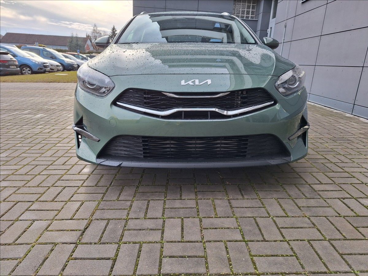 Kia Cee´d, 1,5 TGDi GPF 7DCT aut.  SW Spi - fotka 2