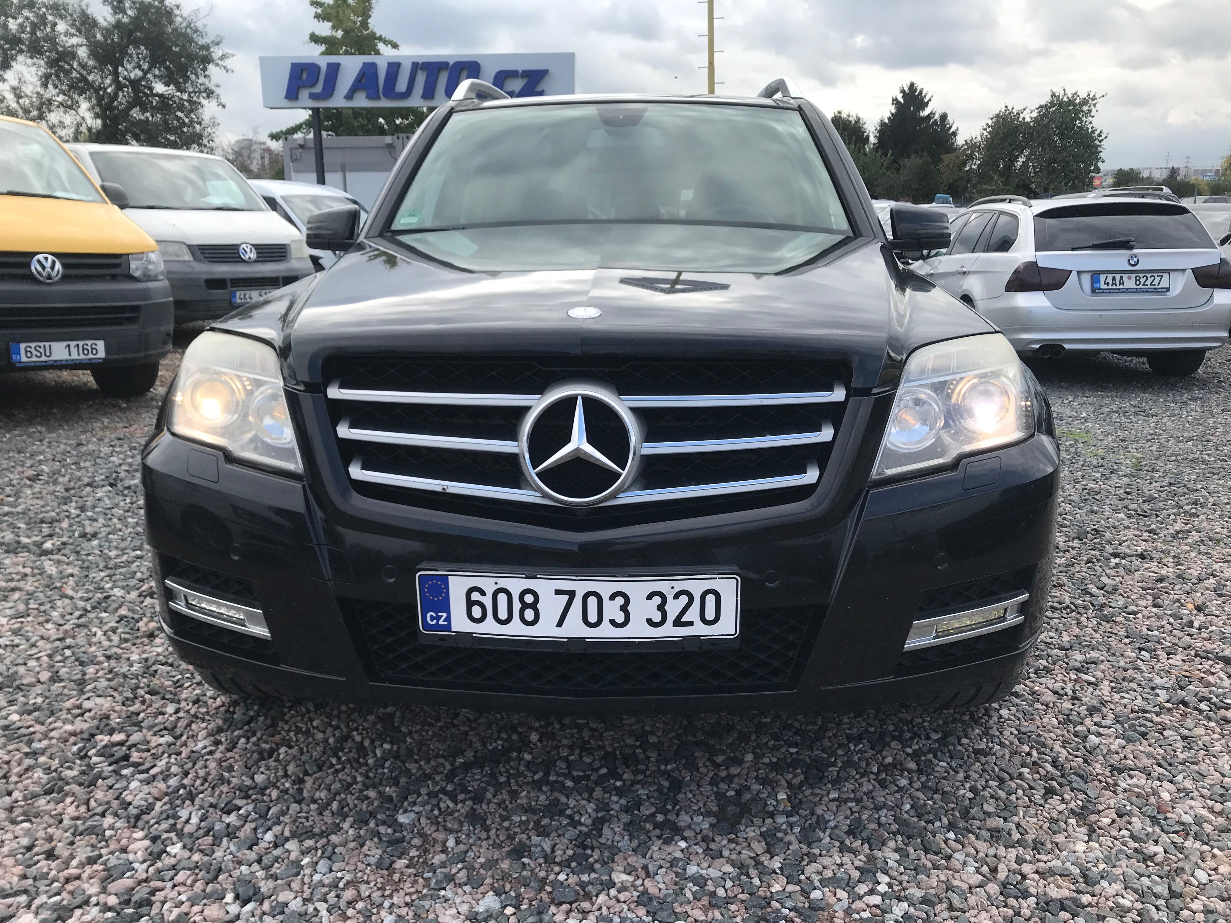 Mercedes-Benz GLK, 350 CDI 165 KW 4MATIC,NAVI... - fotka 2