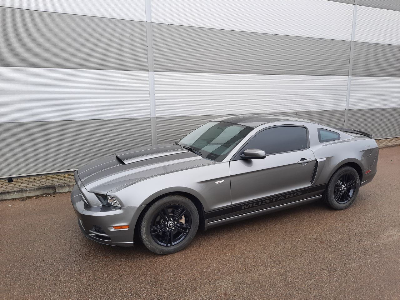 Ford Mustang, 3.7L Automat - fotka 2