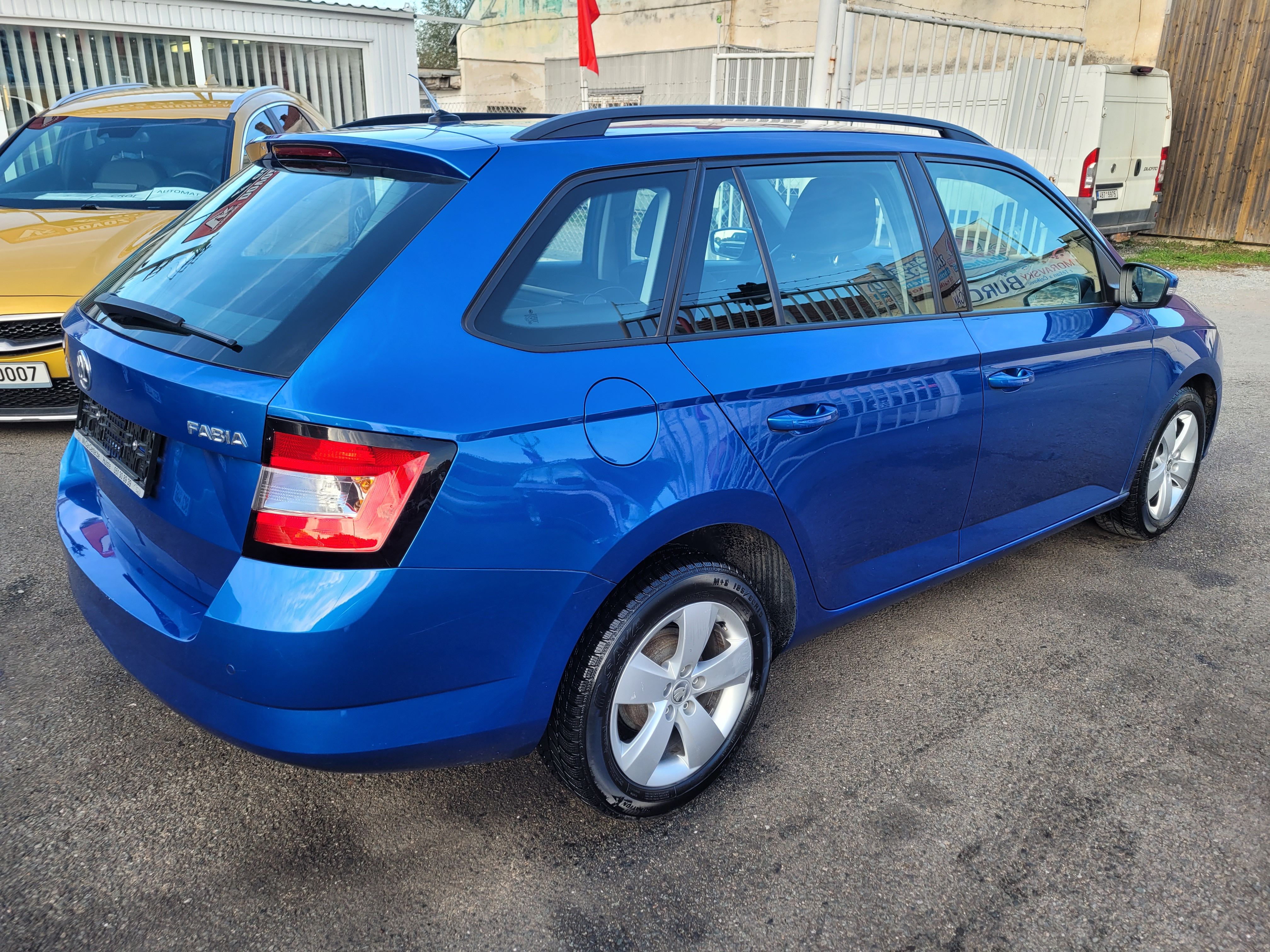 Škoda Fabia, 1,4 TDI 66 KW STYLE - fotka 4