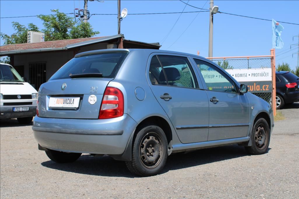 Škoda Fabia, 1,4 i  STK 10/2027 - fotka 5