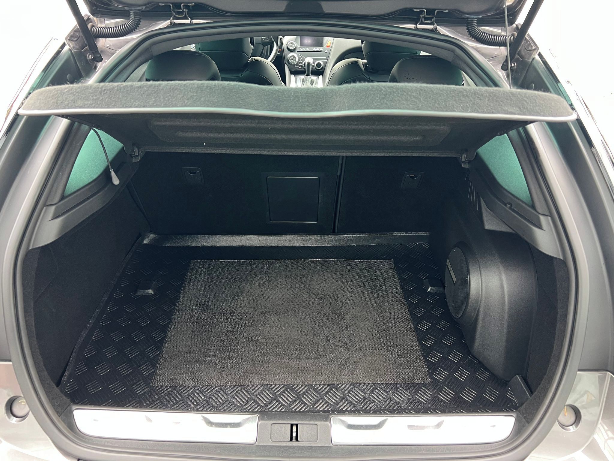 Citroën DS5, 2.0 HDi 133kW ZÁRUKA SERVIS - fotka 6
