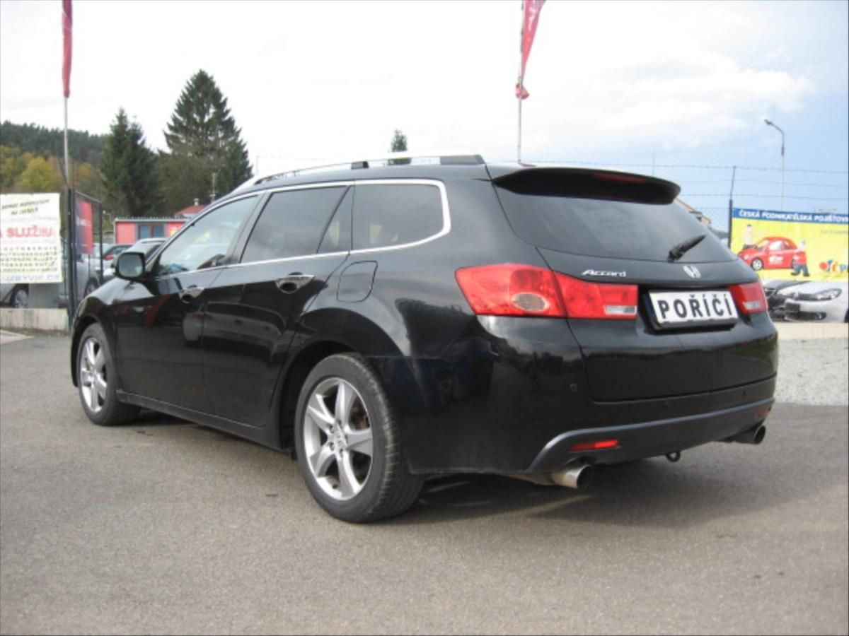 Honda Accord, 2,4 i-vtec - fotka 5