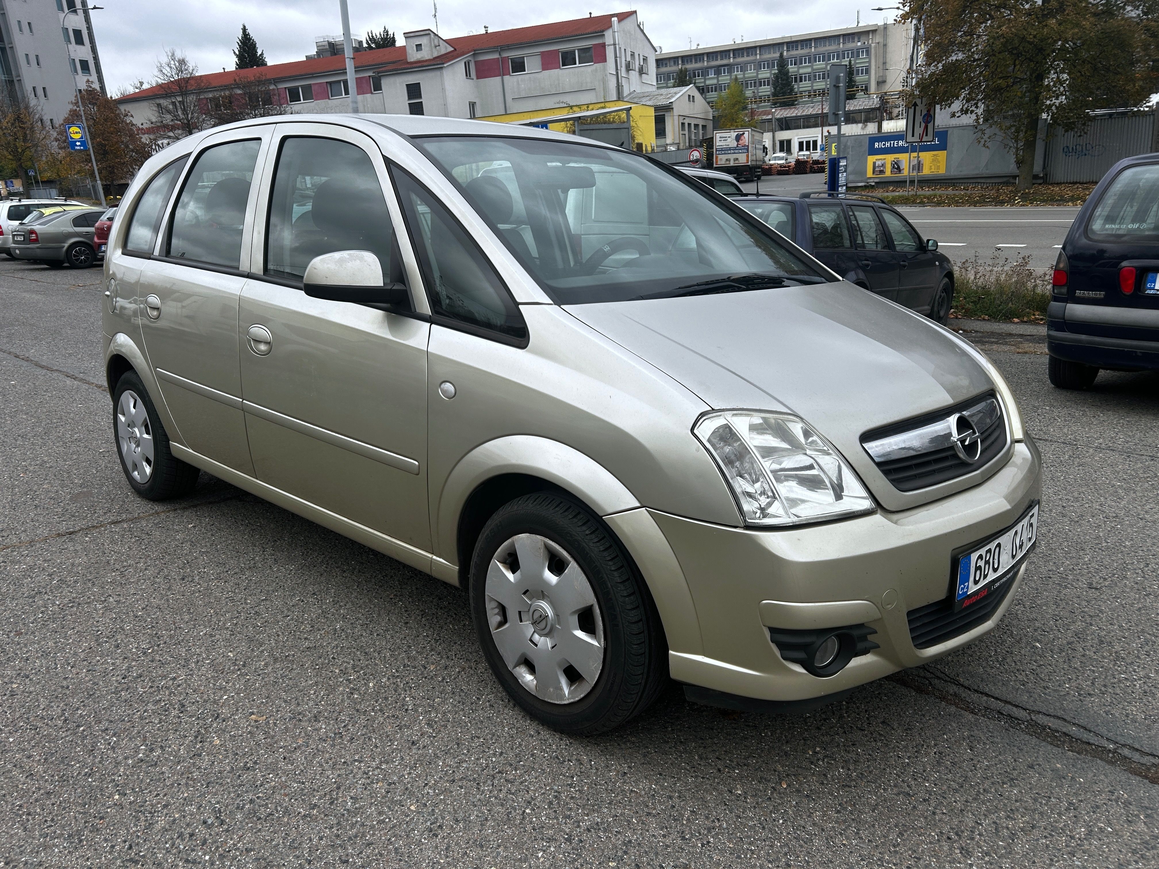 Opel Meriva, 1,4 16V, po velkém servise - fotka 3