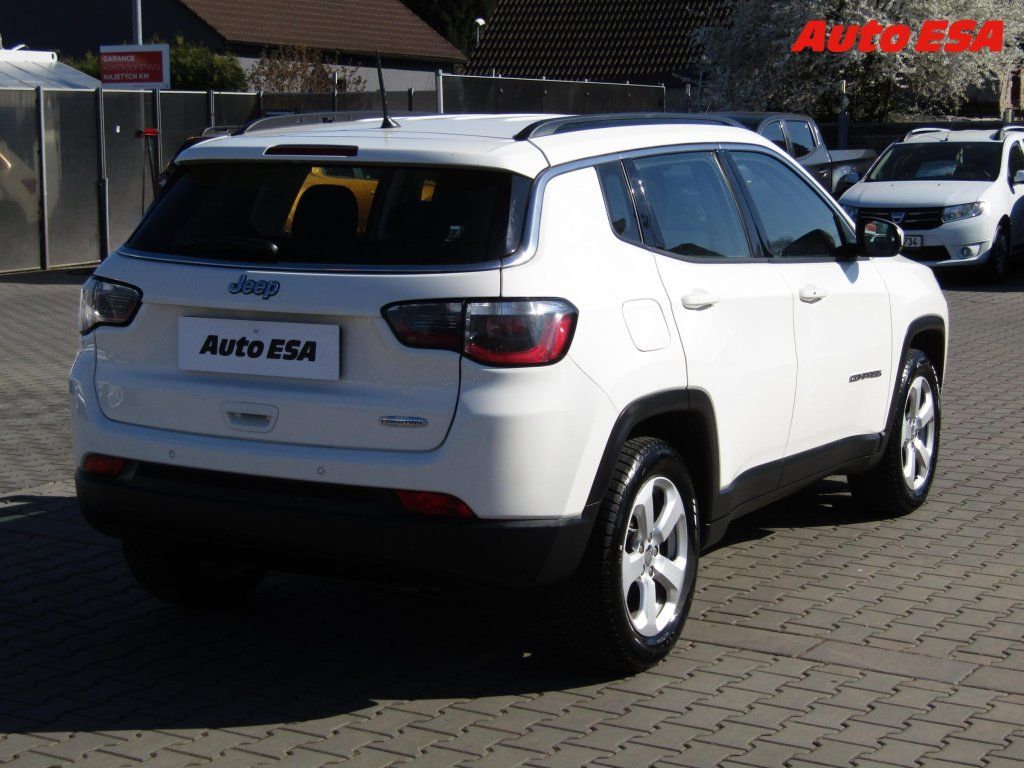 Jeep Compass, 1.4T,ČR,Longitude - fotka 4