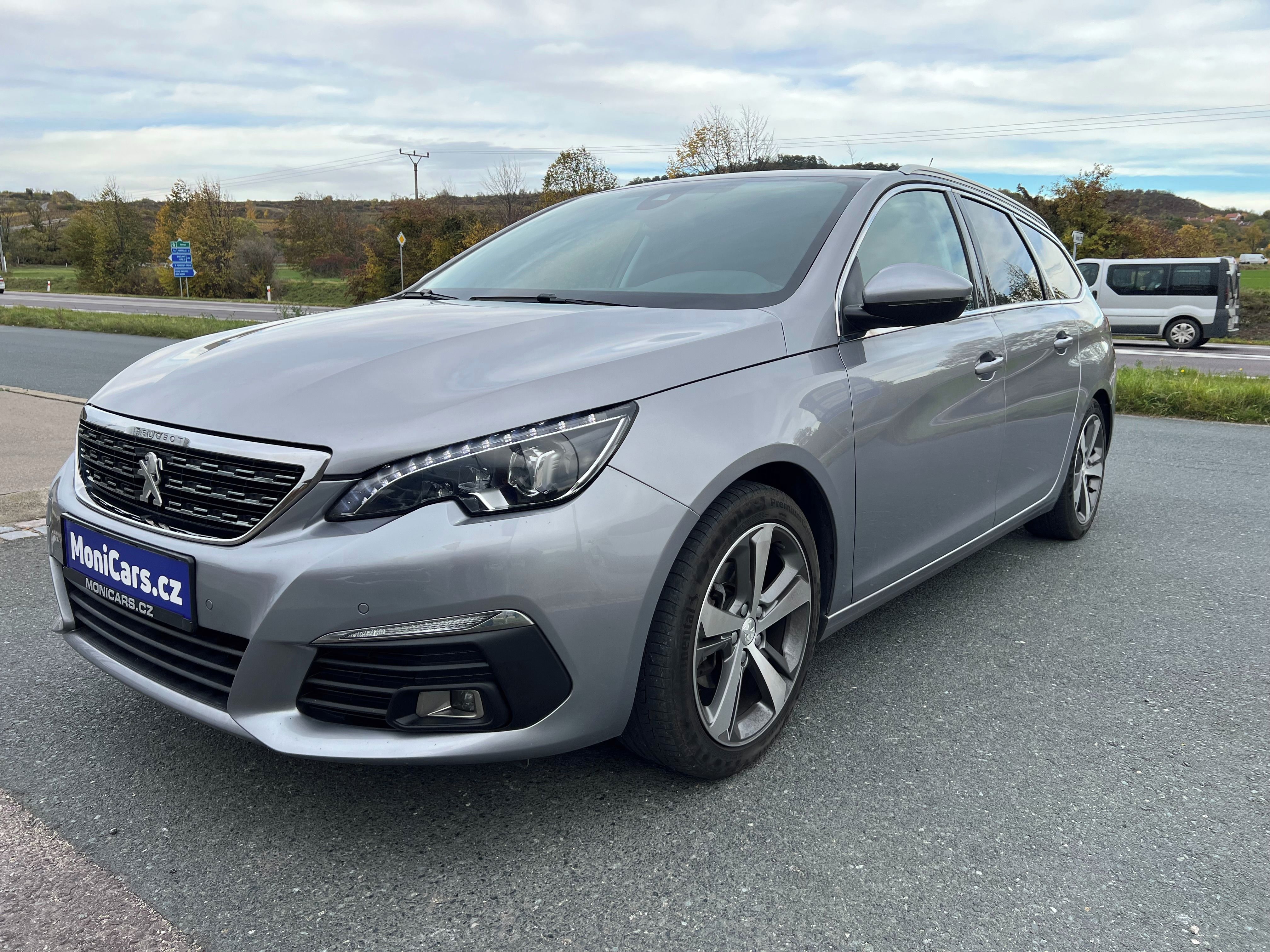 Peugeot 308, 1.5 BlueHDi 96kW 1 Maj. ČR,DPH