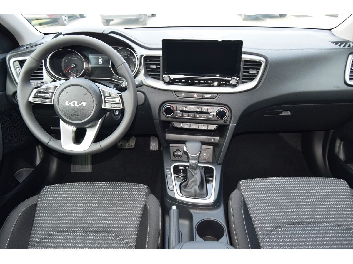 Kia Cee´d, SW 1,5 T-GDi 7DCT TOP - fotka 5