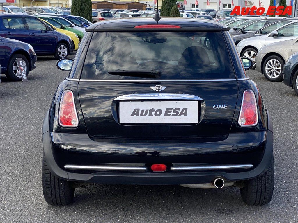 Mini One, 1.6,AC,výhřev sed - fotka 5