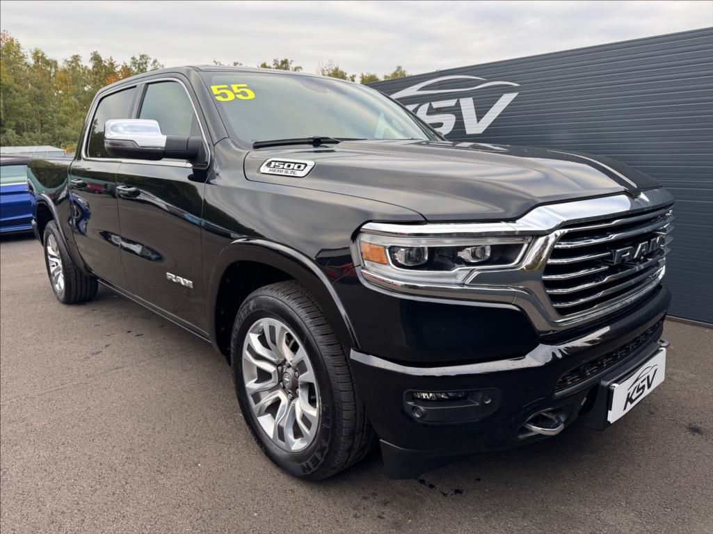 RAM 1500, 5,7 V8 Hemi  Longhorn Crew Cab - fotka 4