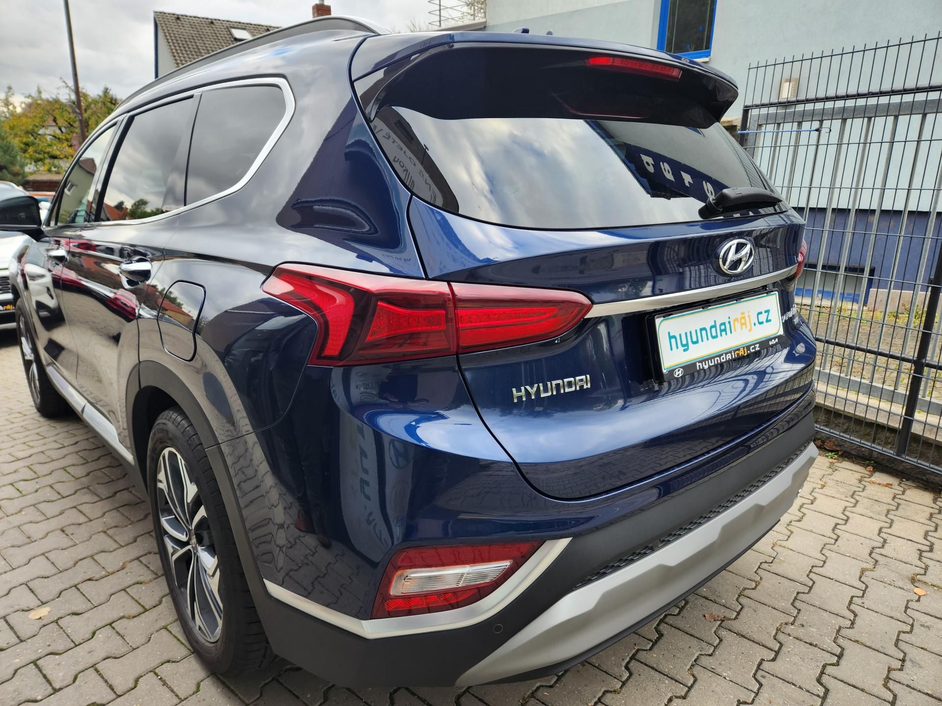 Hyundai Santa Fe, 2.2-PREMIUM-PANORAMA-7 MÍST - fotka 6