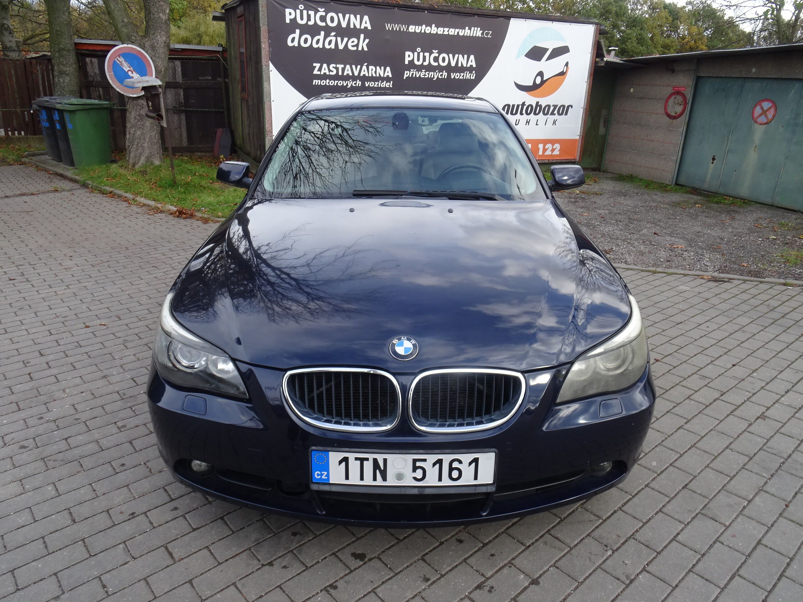 BMW Řada 5, 530 D - fotka 2