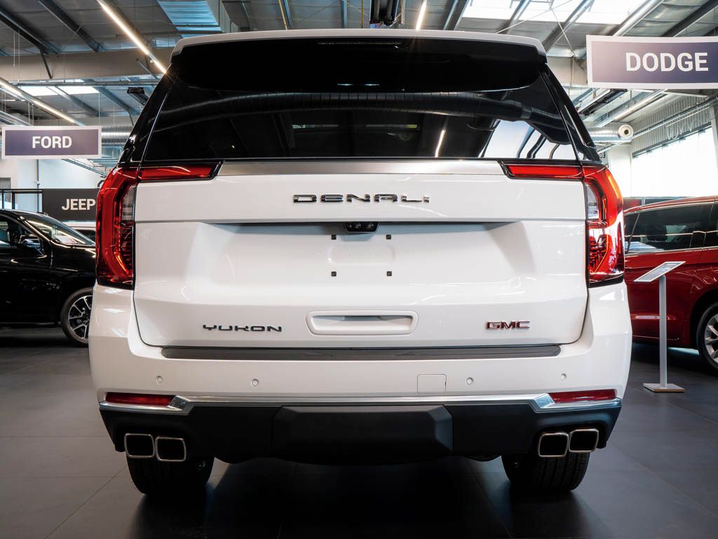 GMC Yukon, 6.2 V8 Denali Reserve Package - fotka 4