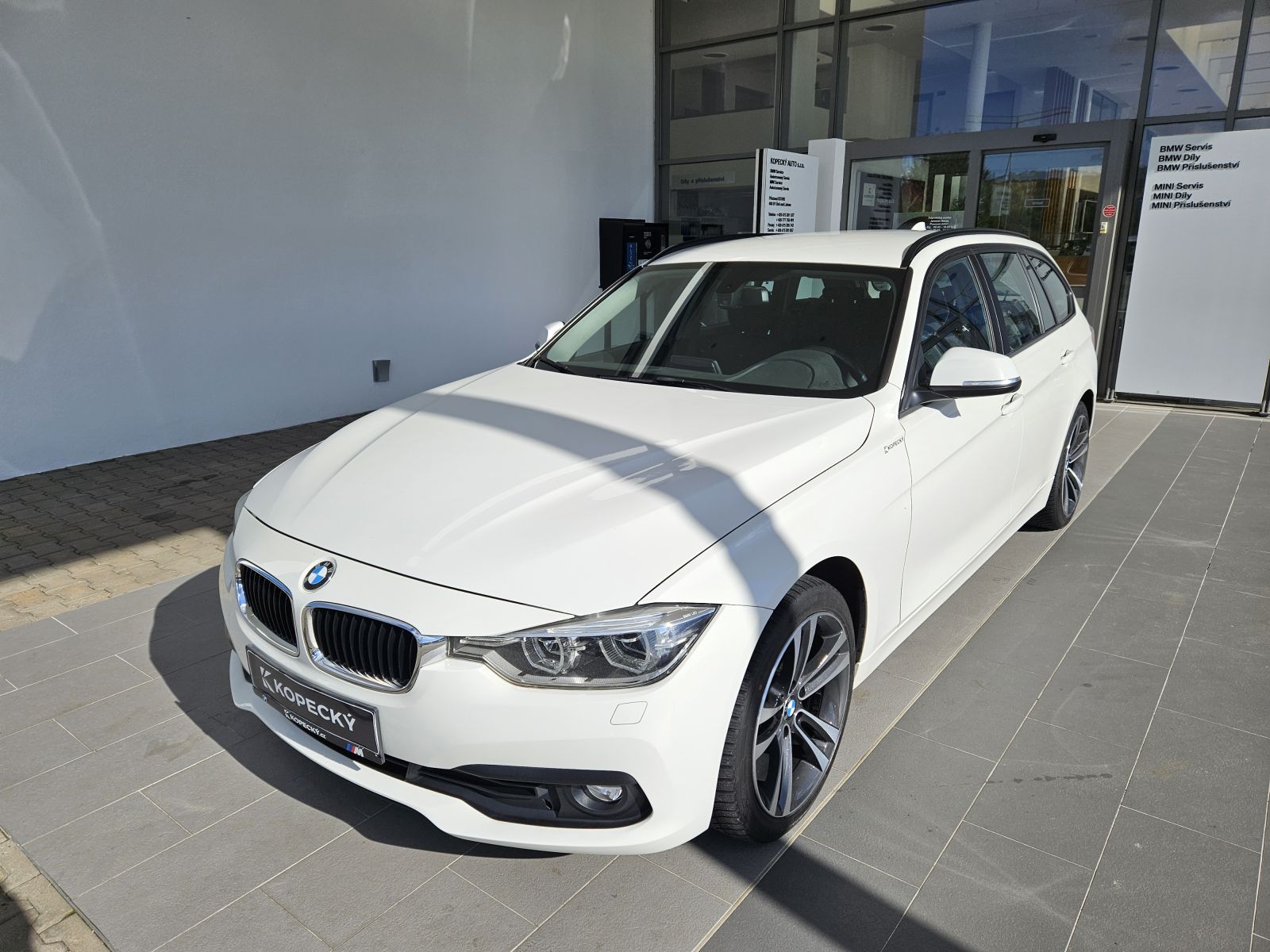 BMW Řada 3, 320d xDrive Touring Advantage