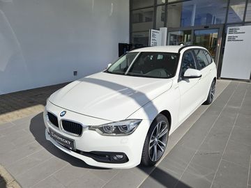 320d xDrive Touring Advantage