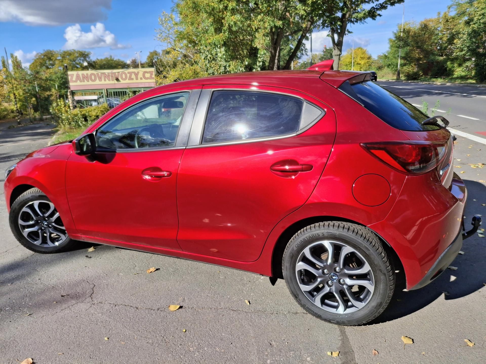 Mazda 2, 1.5 benzin - fotka 5
