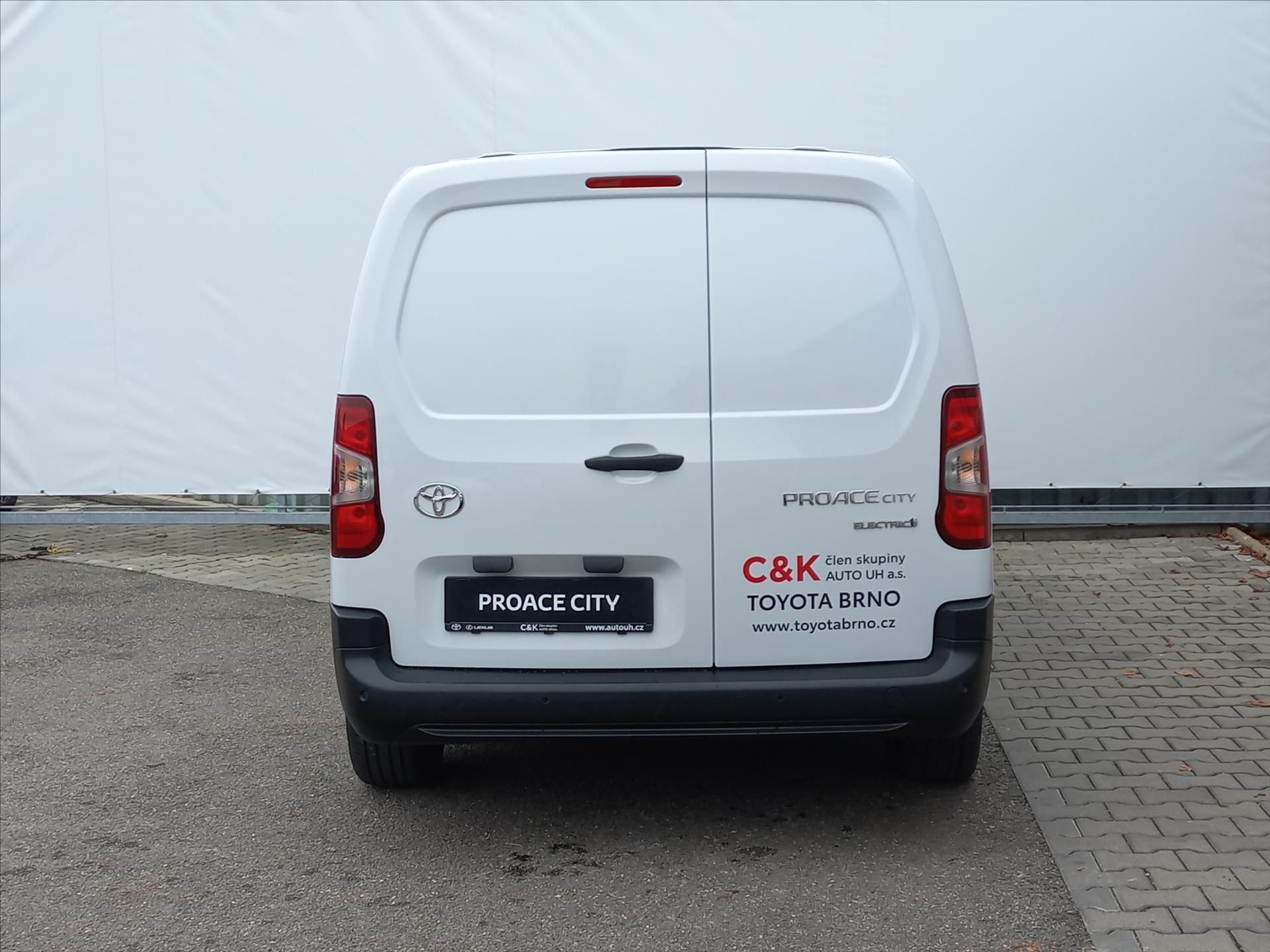 Toyota Proace City, Full Electric 50kWh 136k  Acti - fotka 5