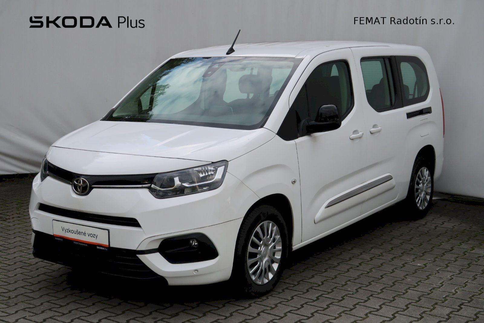 Toyota Proace City Verso, Proace City Verso Business Shu