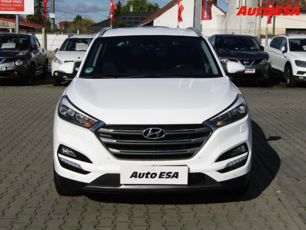 Hyundai Tucson, 2.0 CRDi 4x4,ČR,AT,navi - fotka 2
