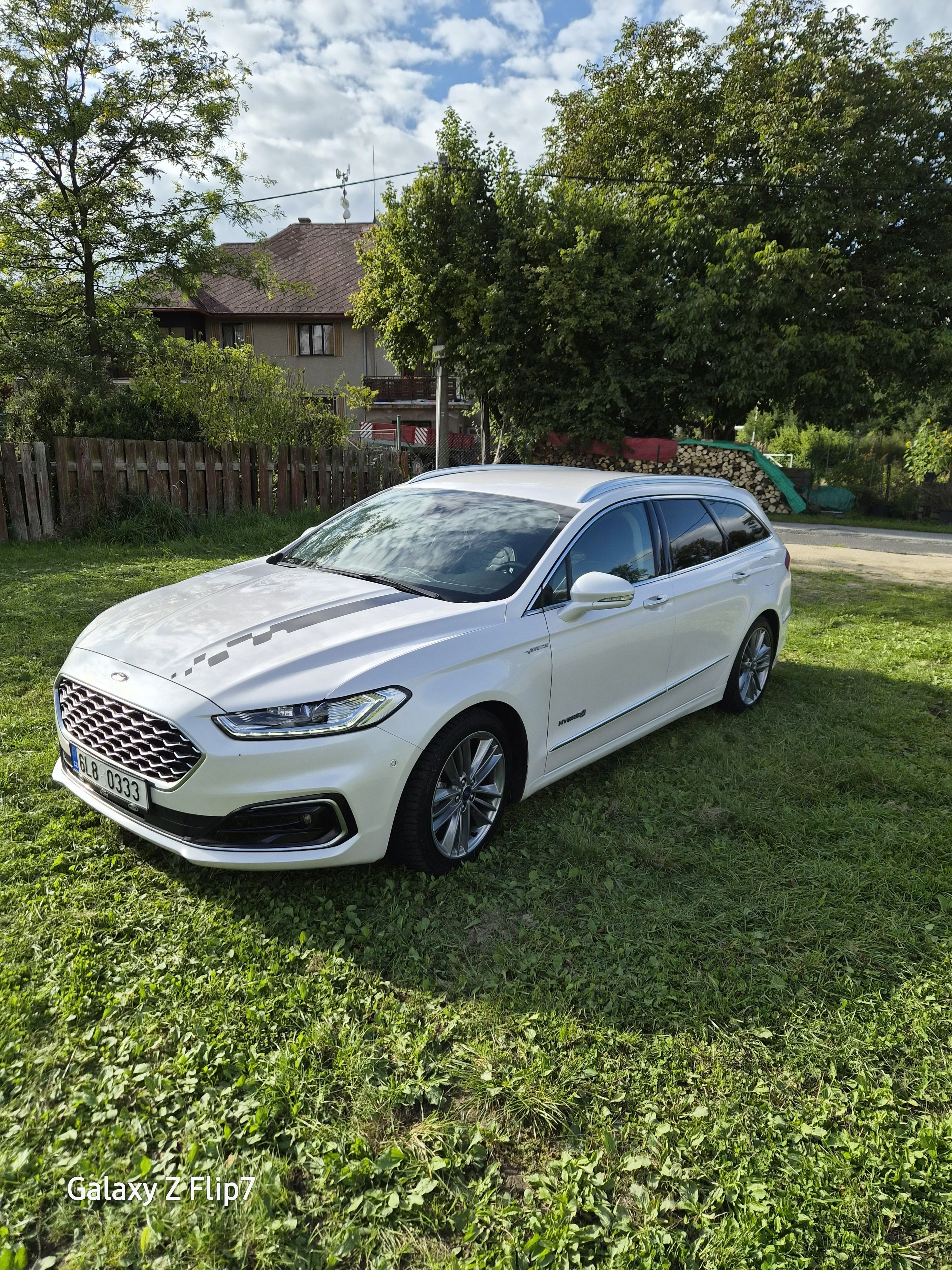 Ford Mondeo, Hybrid, Vignale, serviska - fotka 2