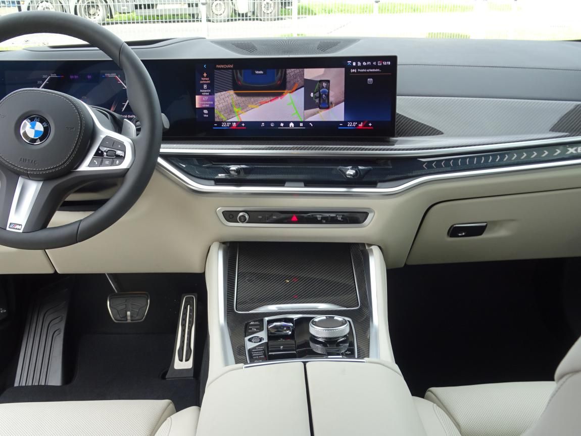 BMW X6, xDrive40d - fotka 6