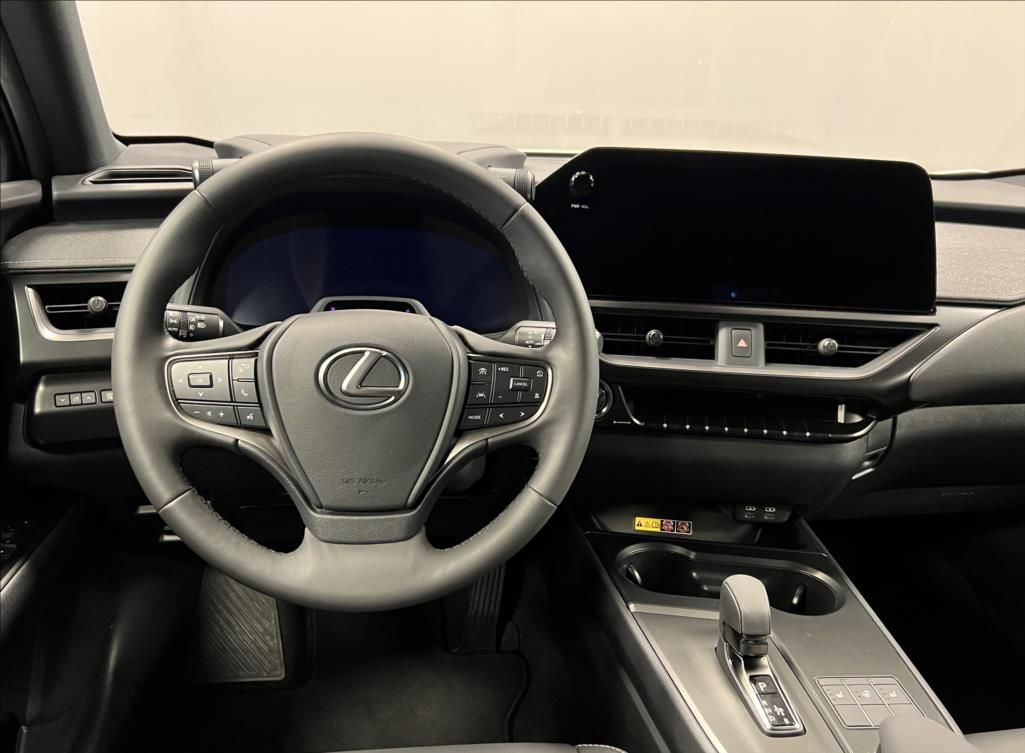 Lexus UX 300h, 300h 2,0 HEV F SPORT DESIGN - fotka 5