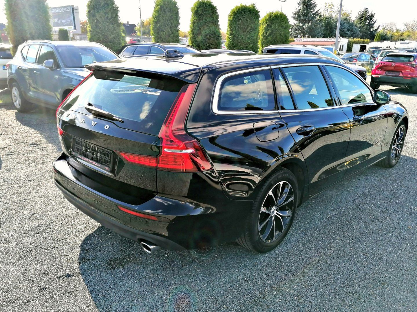 Volvo V60, 2.0 D3  Manuál,LED,Kůže - fotka 4
