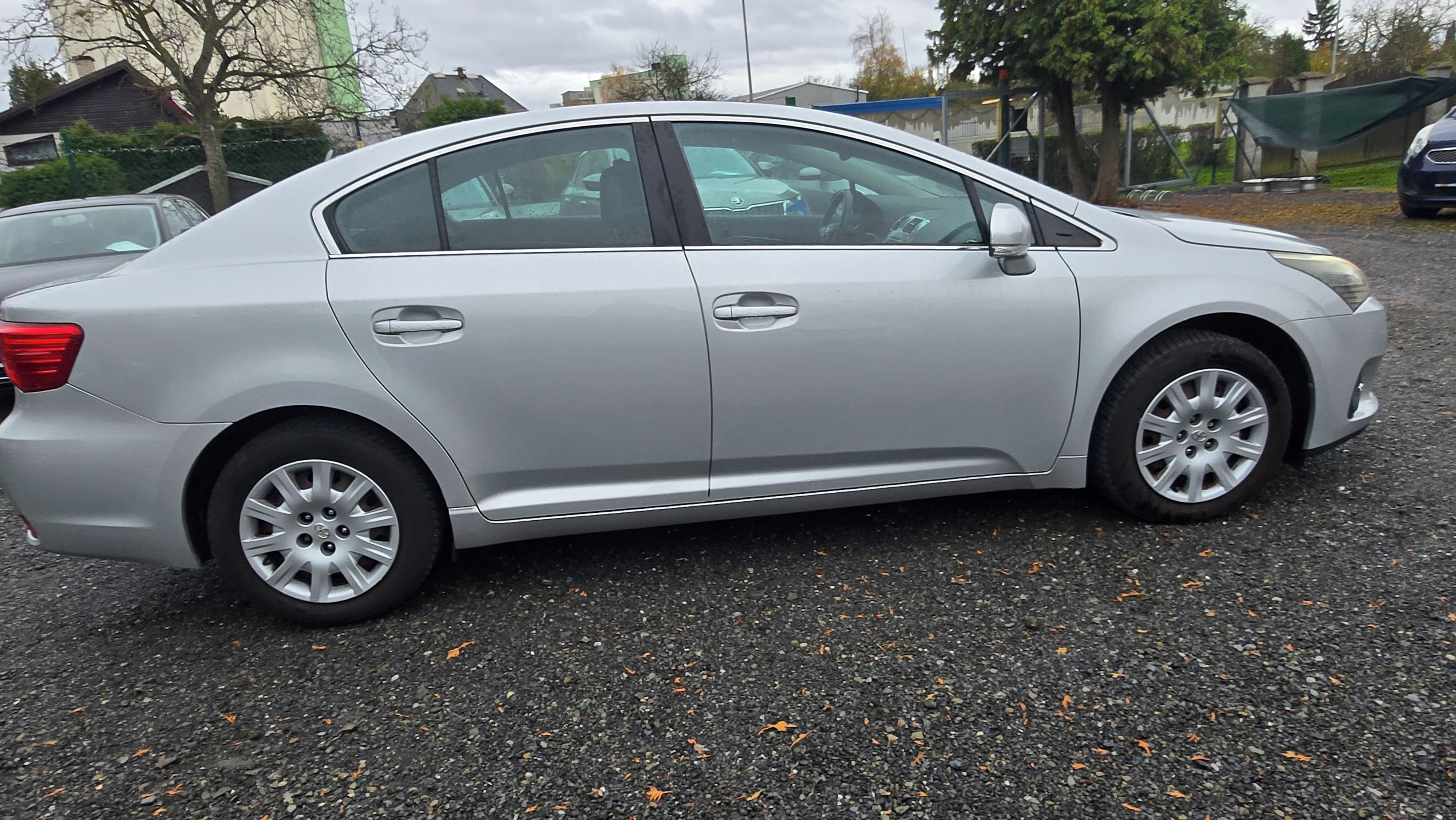Toyota Avensis, 1.8 16V LIFE 108KW 1MAJITEL - fotka 6