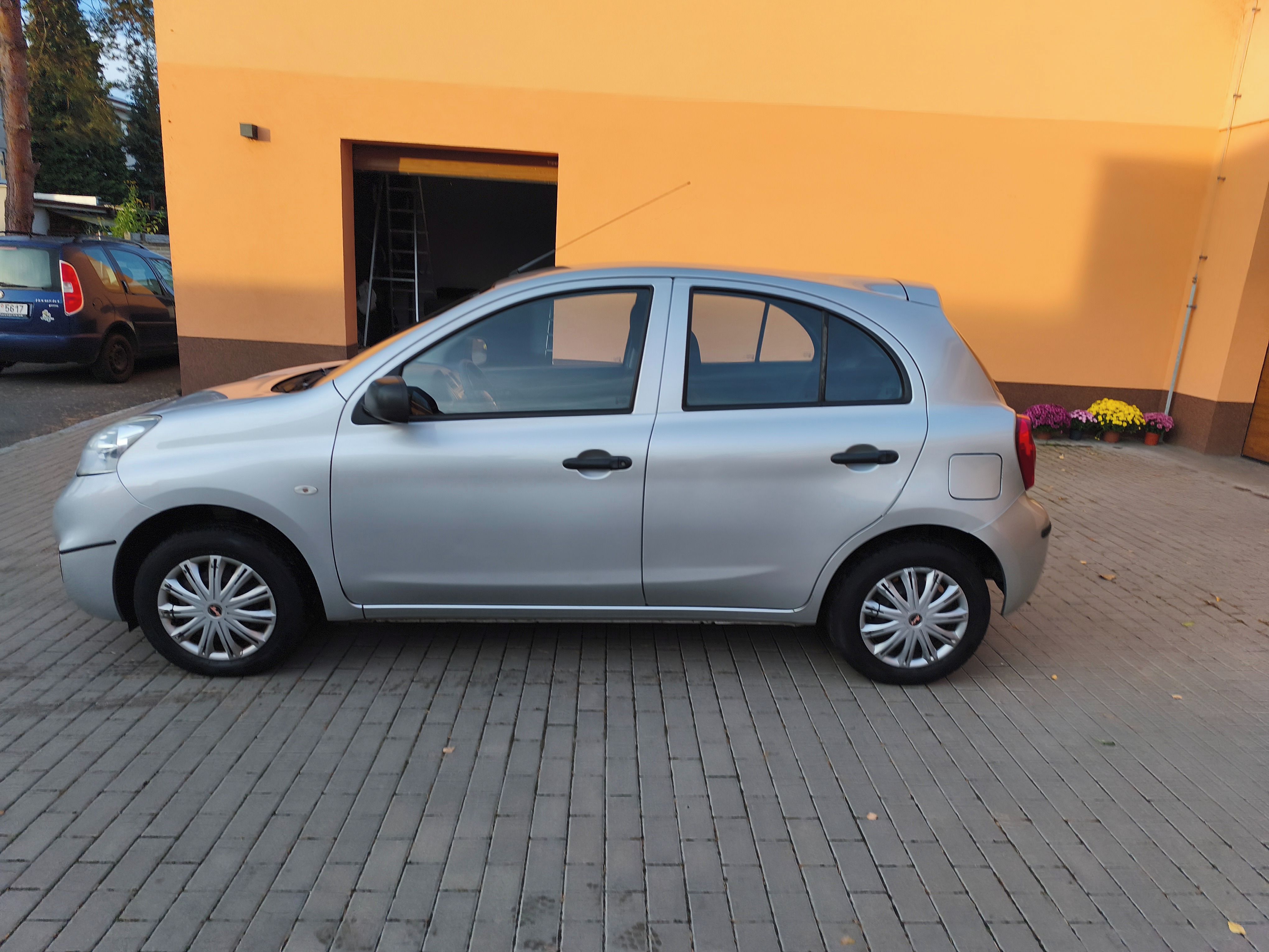 Nissan Micra - fotka 3