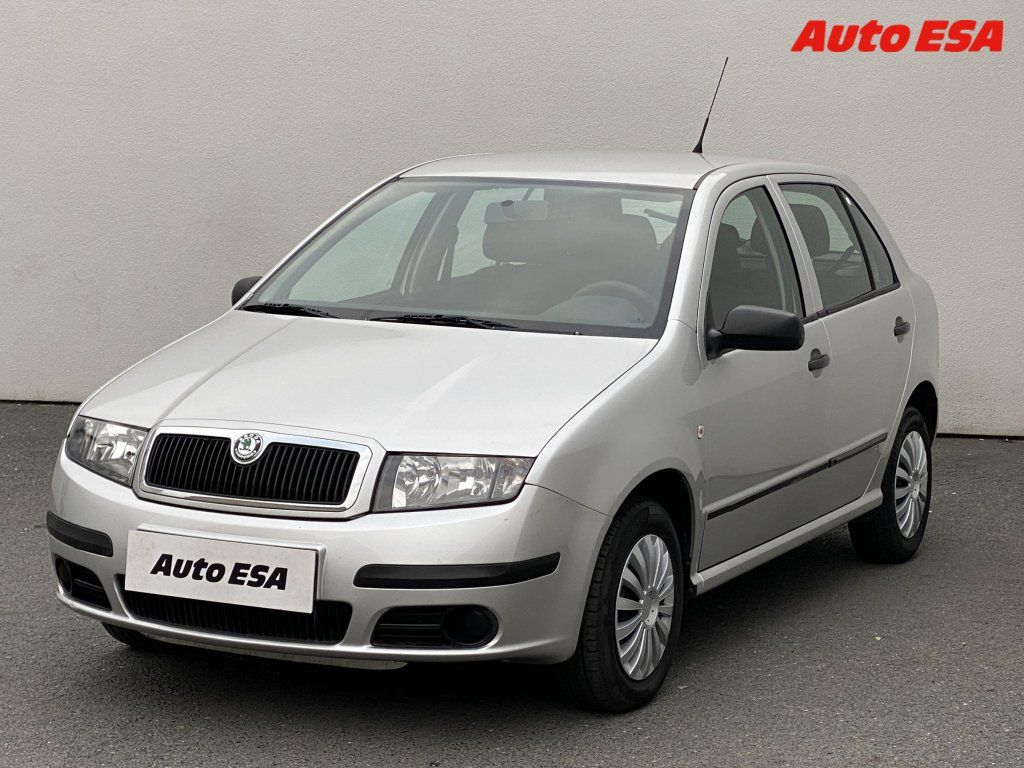 Škoda Fabia, 1.2i,ČR - fotka 3