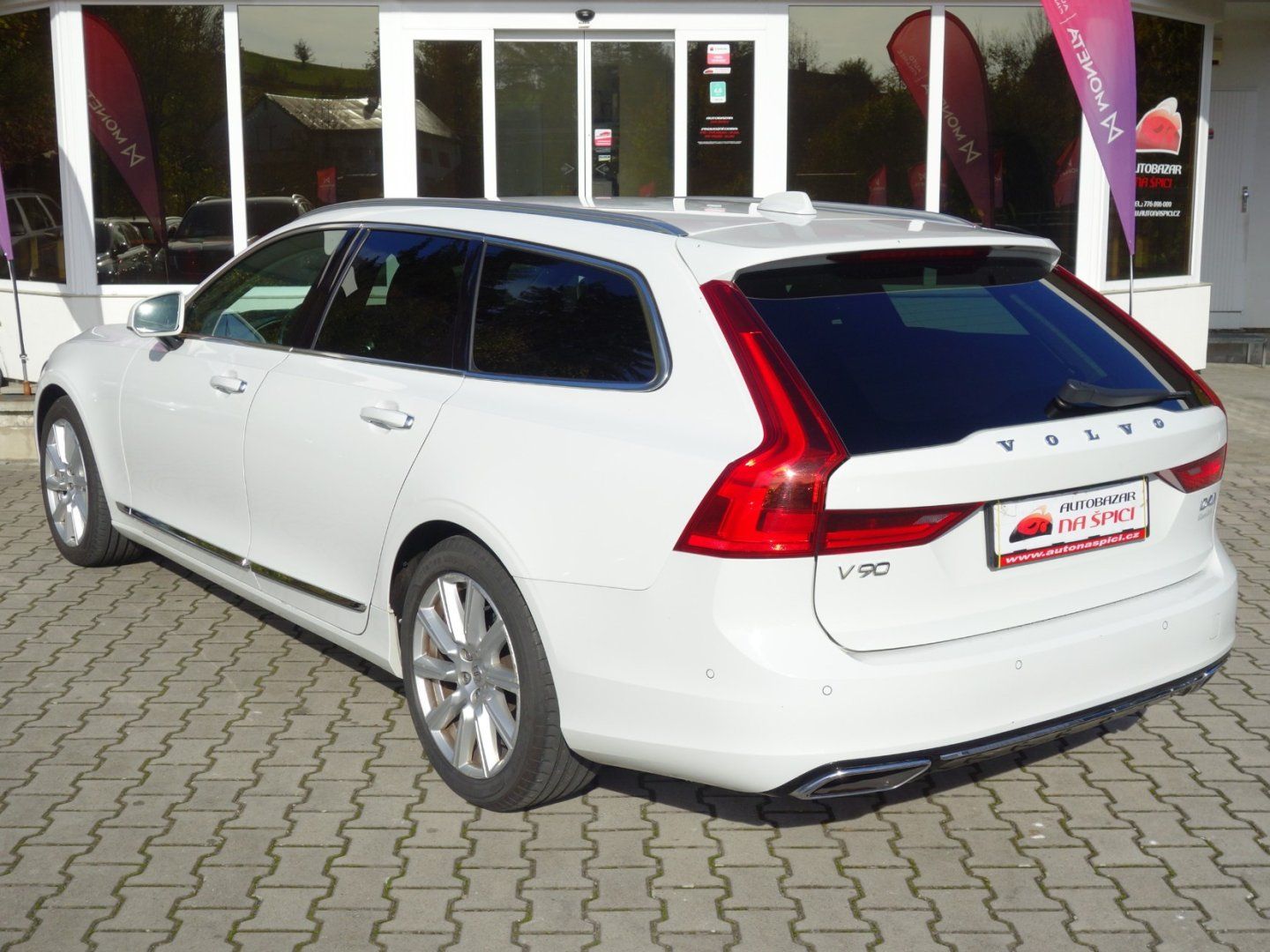Volvo V90, 2.0D4 140kW INSCRIPTION -1.MAJ - fotka 6